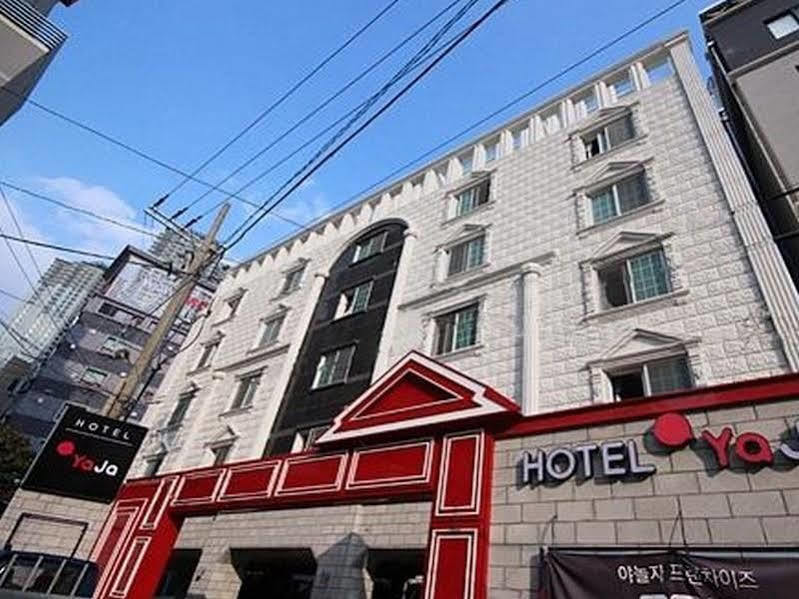 Hotel Yaja Dongnae Busan Exterior photo